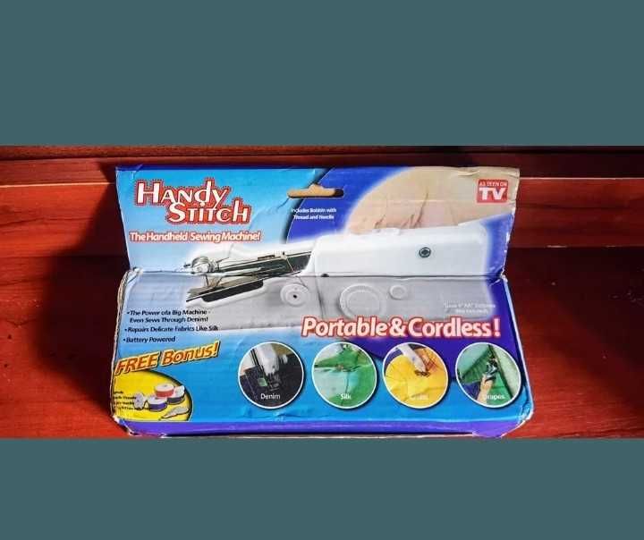 Mașină de cusut manuală alimentare pe baterii și curent electric