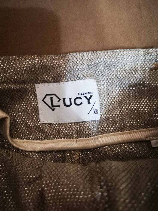 Официален панталон Lucy