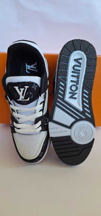 Сникърси обувки маратонки мъжки унисекс