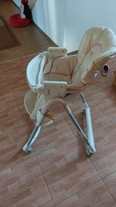 Scaun masa bebeluși