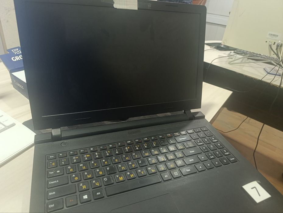 Сотилади ноутбуклар