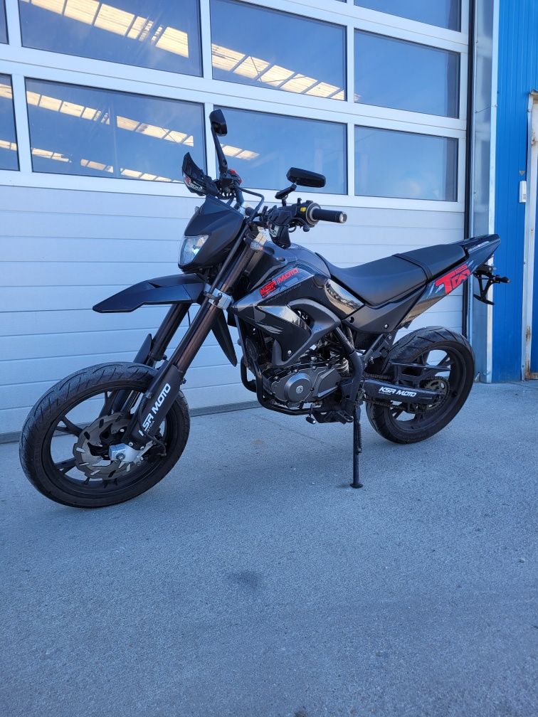 Supermoto 125 A1 19.900 km