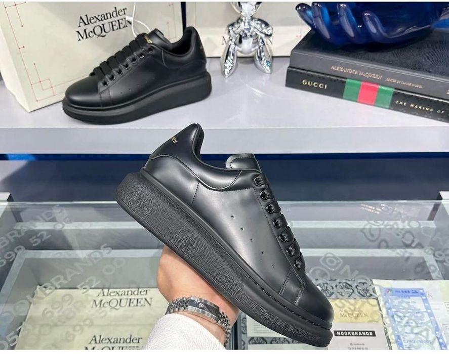 Мъжки черни маратонки Alexander McQueen