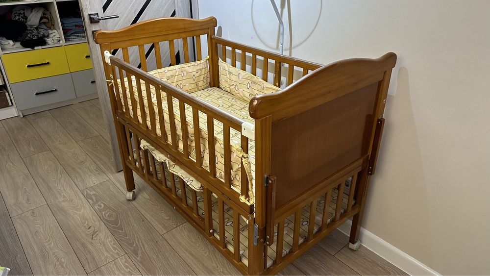 Детская кроватка, для новорожденых. Люлька