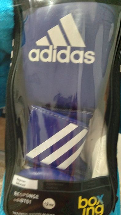 Продам боксёрской перчатки