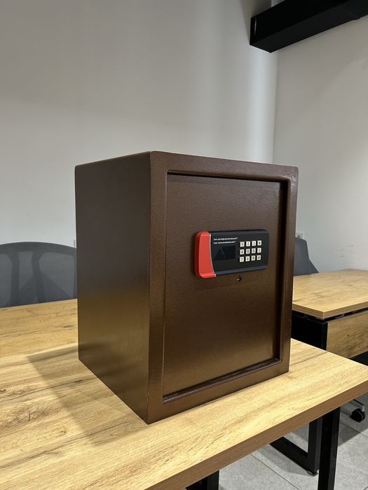 Сейф продается по хорошей цене