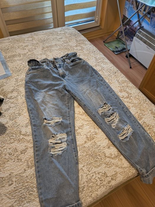 Дамски модерни  дънки