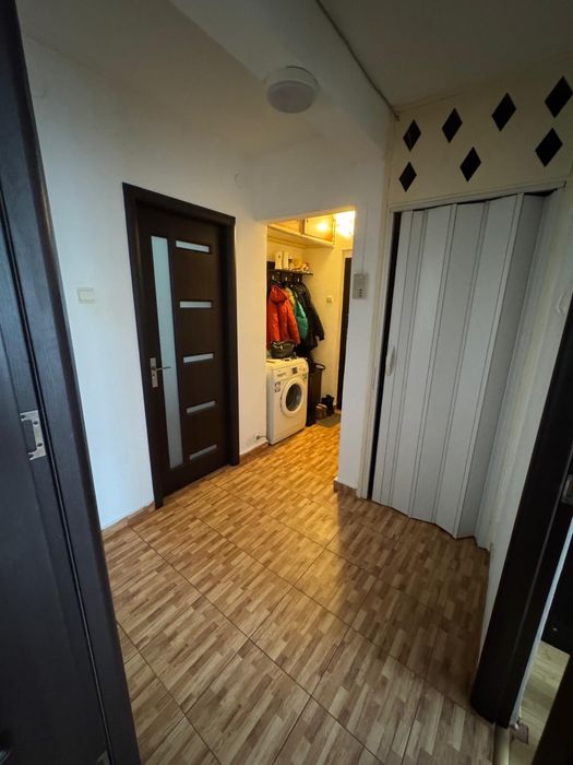 Inchiriez apartamant 2 camere drumul taberei plaza rom bd timisoara