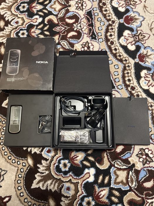 Nokia 8800 Carbon Arte