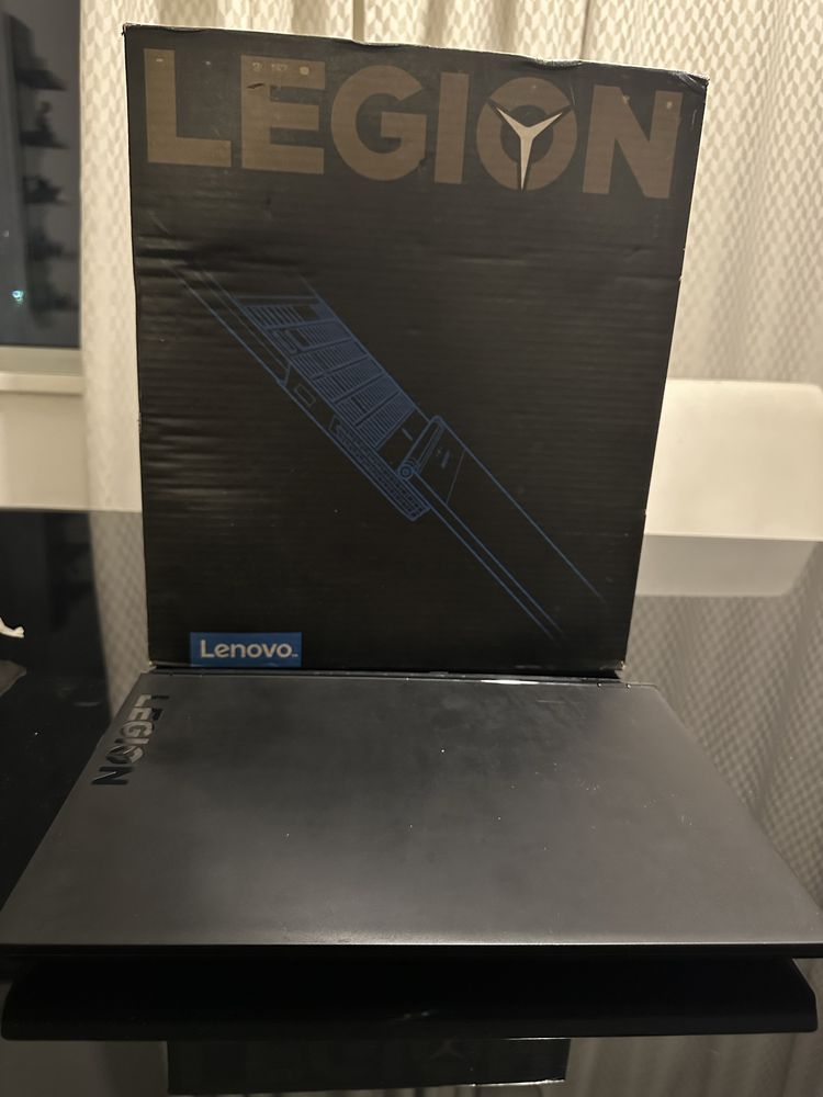 Laptop Gaming lenovo legionY530-15/CH + windows 10