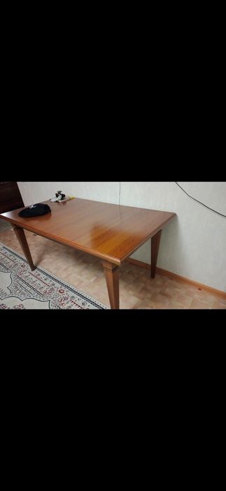 Продам стол раздвижной