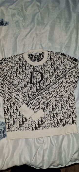 Блуза,пуловер Christine ,Avin