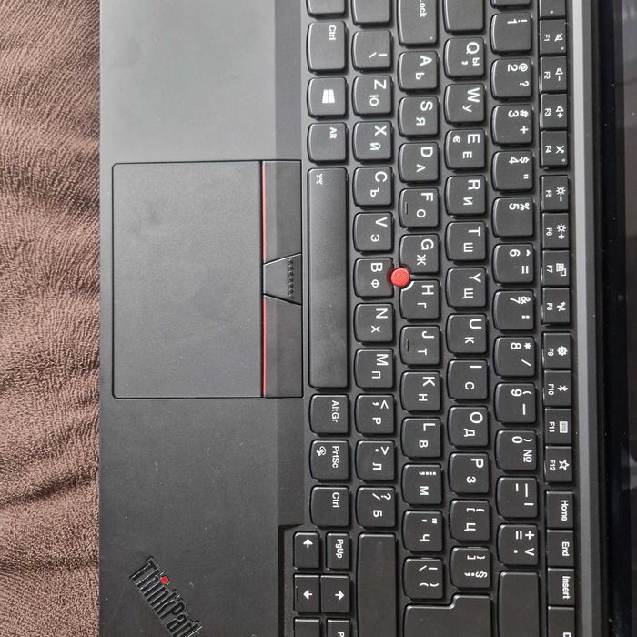 Продавам лаптоп таблет Lenovo ThinkPad X1 Tablet 3 Gen