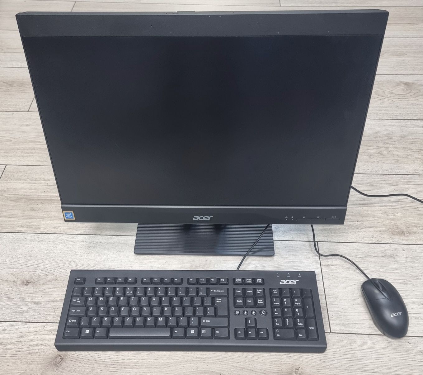 Amanet f28: Sistem Desktop All in One Acer Z4660G