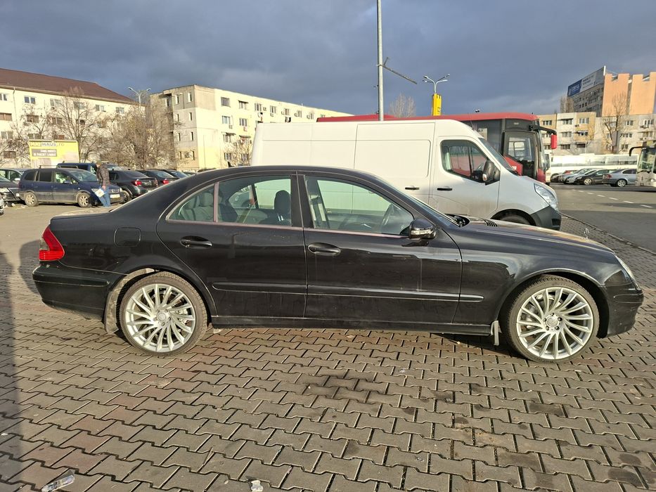 Mercedes benz e200 *w211 facelift * Germania.