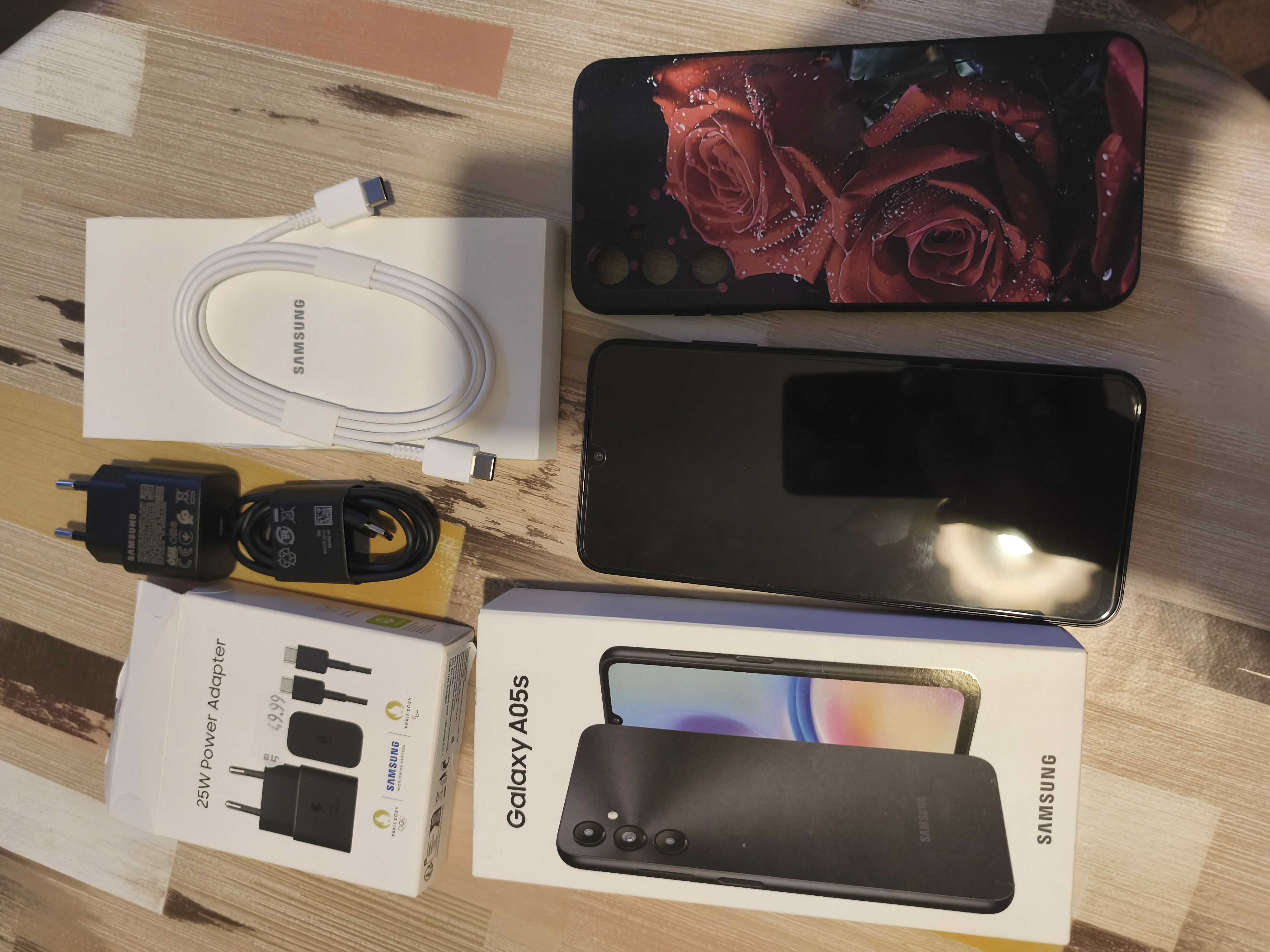 Продавам неизползван Samsung A 05 s