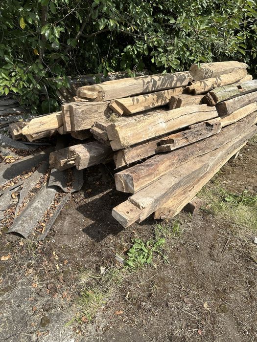 Grinzi / capriori / caferi lucrat manual din stejar de peste 100 ani