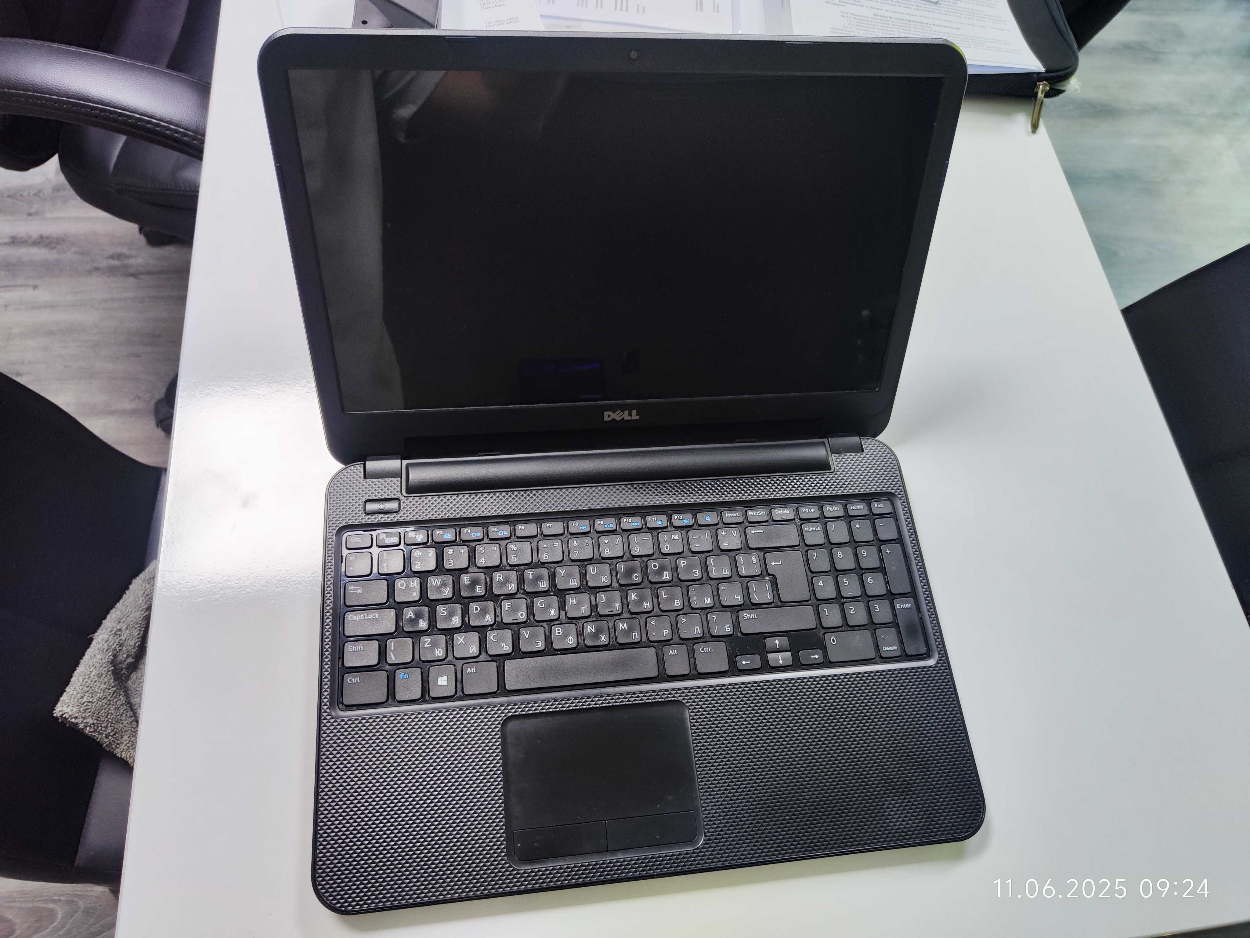 ЛАП ТОП DELL Inspiron 3521