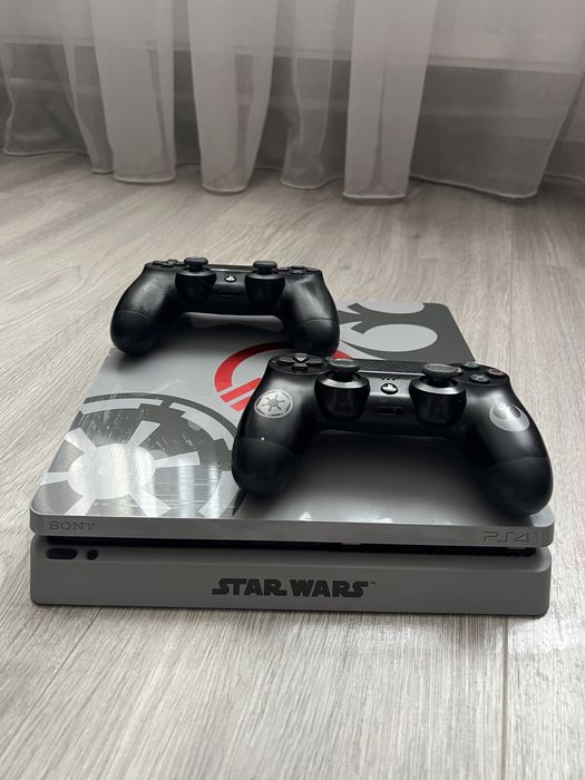 Vand ps4 editia starwars +doua controller 512gb