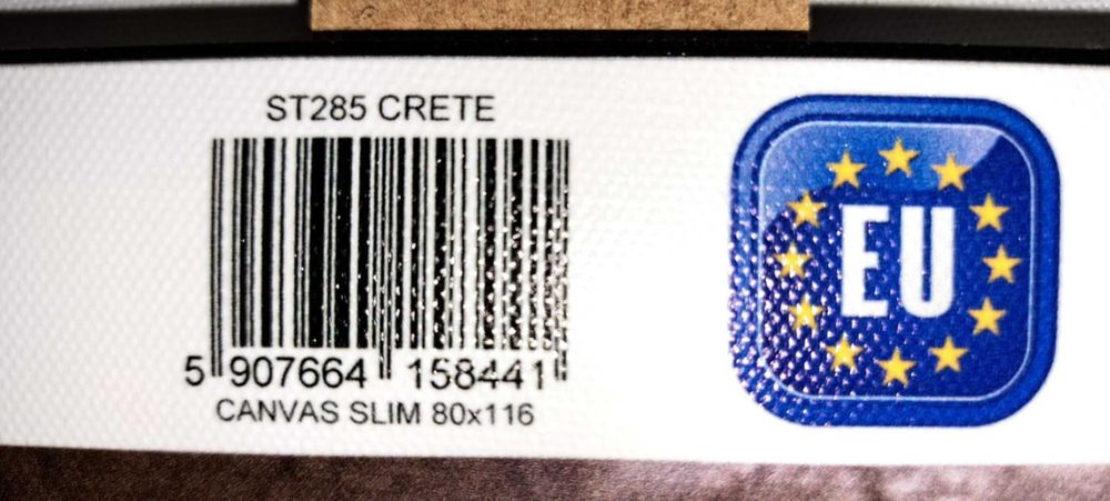 Красива снимка на вечерна улица на остров Крит- нова