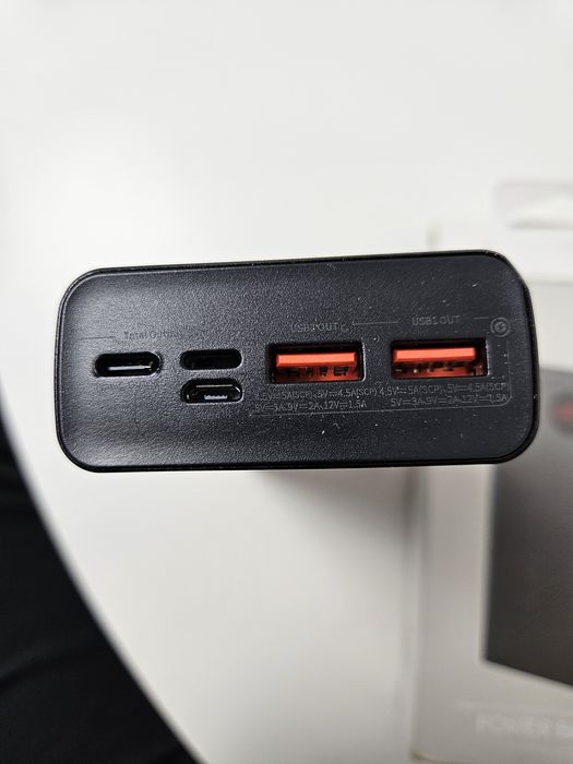 Baterie externa 20000 mAh NOUĂ