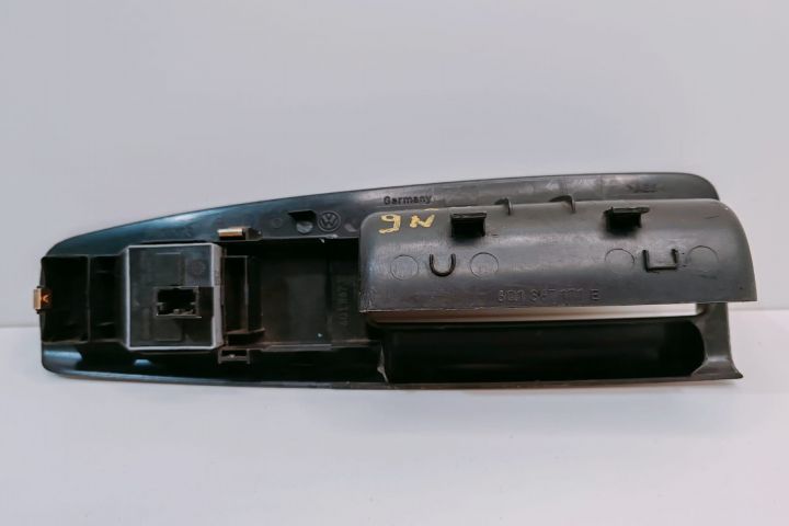 Maner usa  Buton Electric Geamuri stanga fata 6Q1867171E Volkswagen V