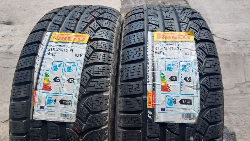 Нови зимни гуми 215/45/18 Pirelli Sottozero 2 броя