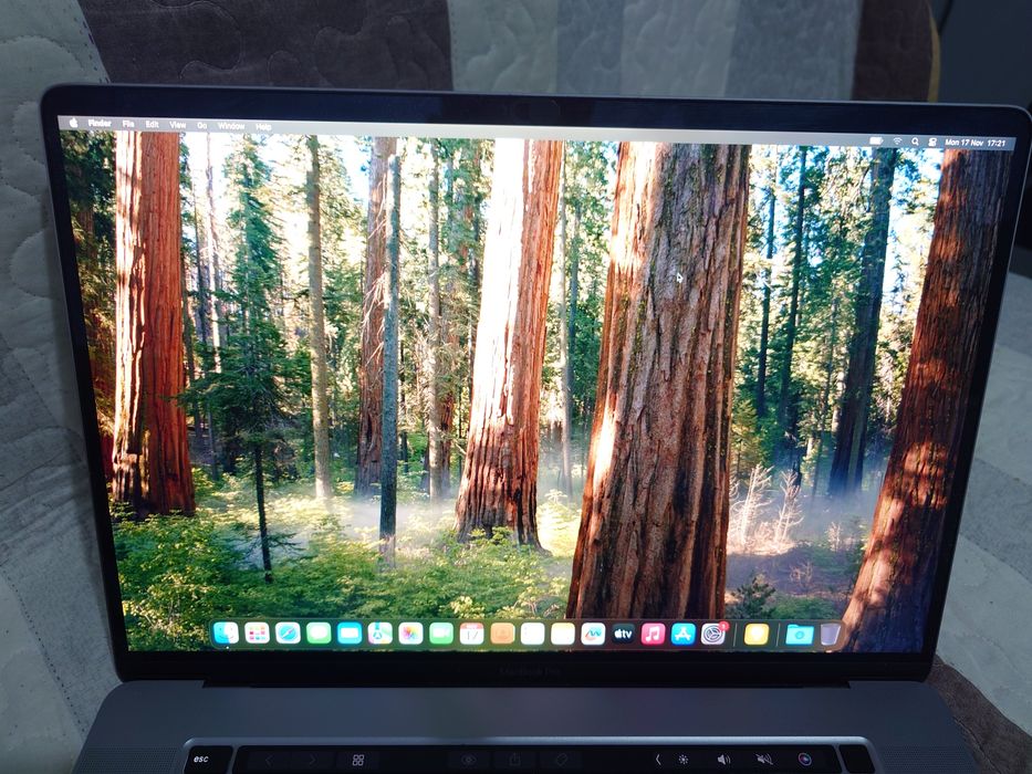 MacBook Pro 2019 I9