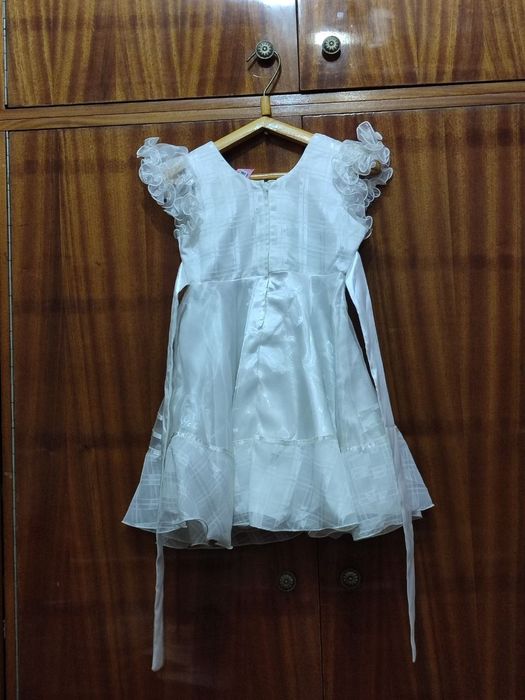 детское платье в отличном состоянии