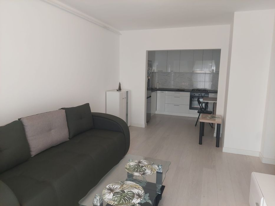 Apartament de închiriat cu 2 camere