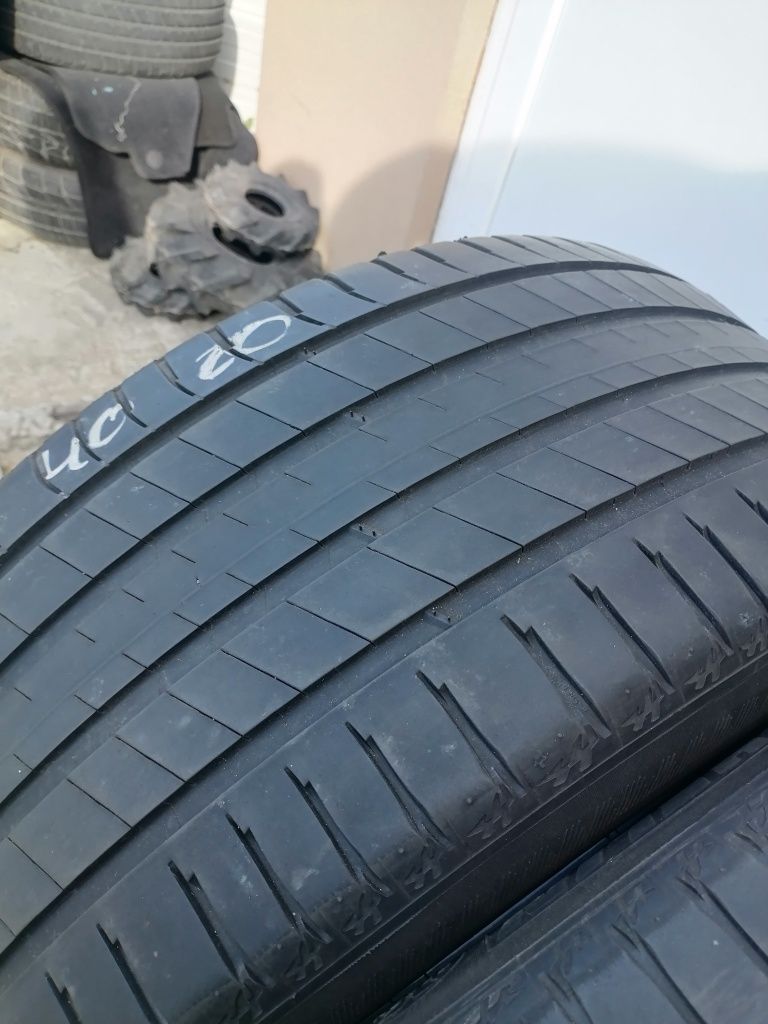 285 40 ZR 20  MICHELIN ДОТ 10 22