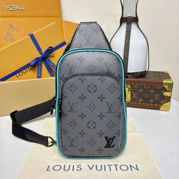 Louis Vuitton Avenue Slingbag PM