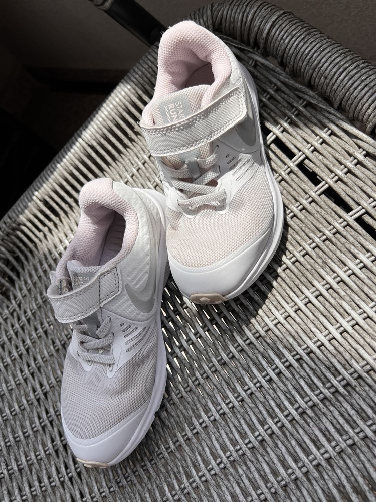 Детски маратонки Nike