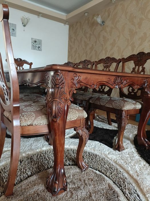 Masă și scaune lemn masiv