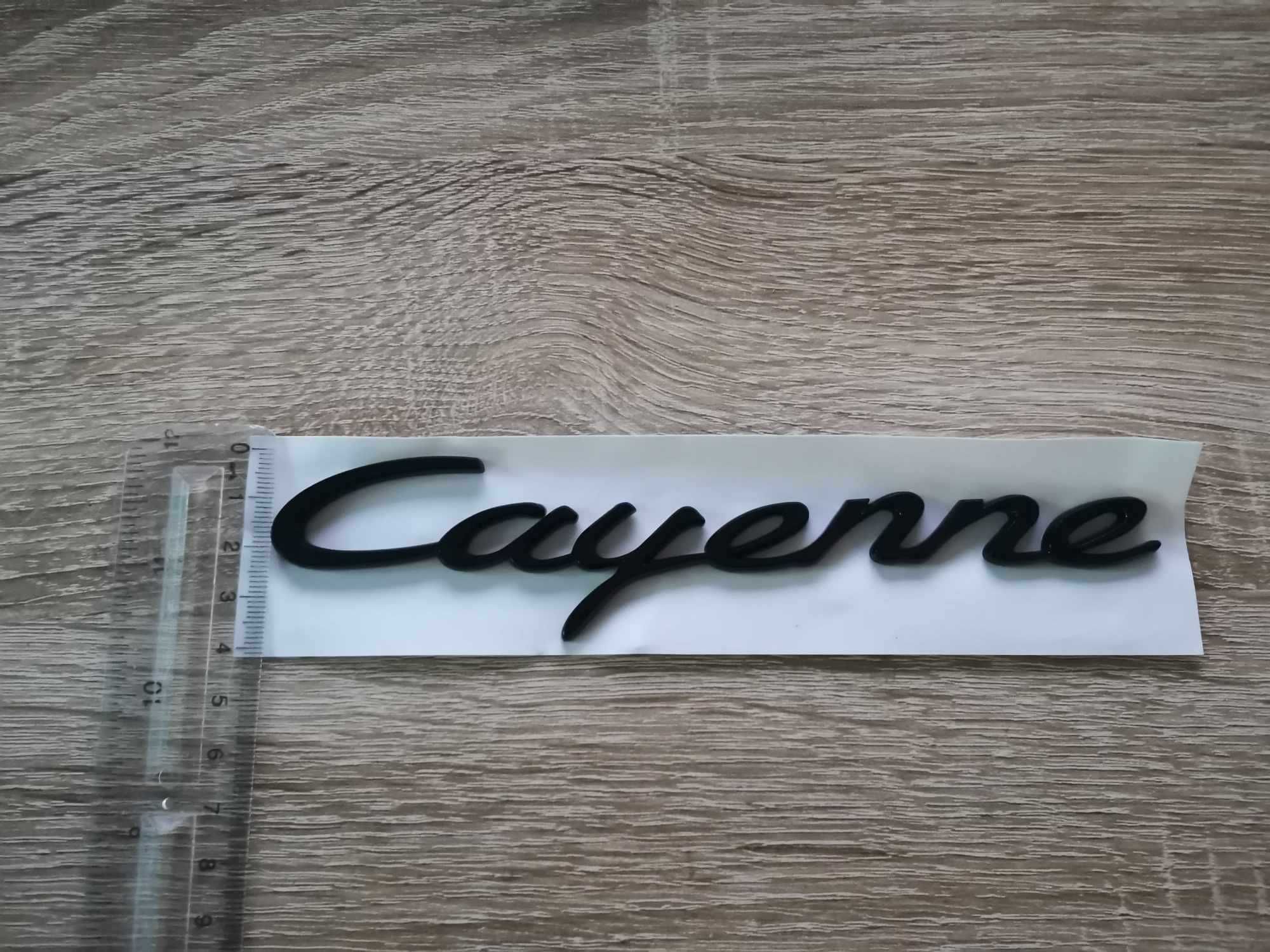 Порше Porsche Cayenne черен надпис емблема