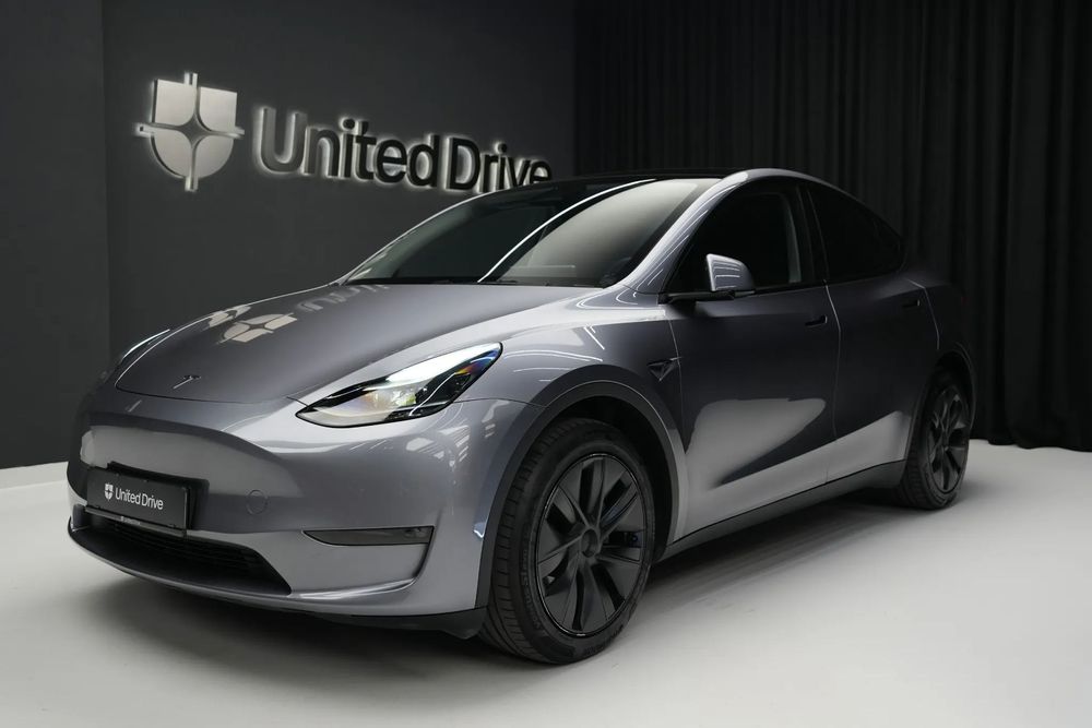 Tesla Model Y Tesla Model Y Long Range Dual Motor AWD