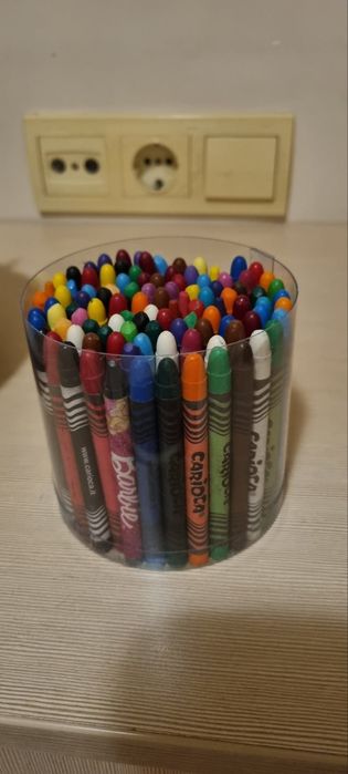 Канцеларски материали  флумастери маркери