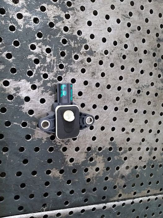 Senzor impact vw polo 6r 1q0955557