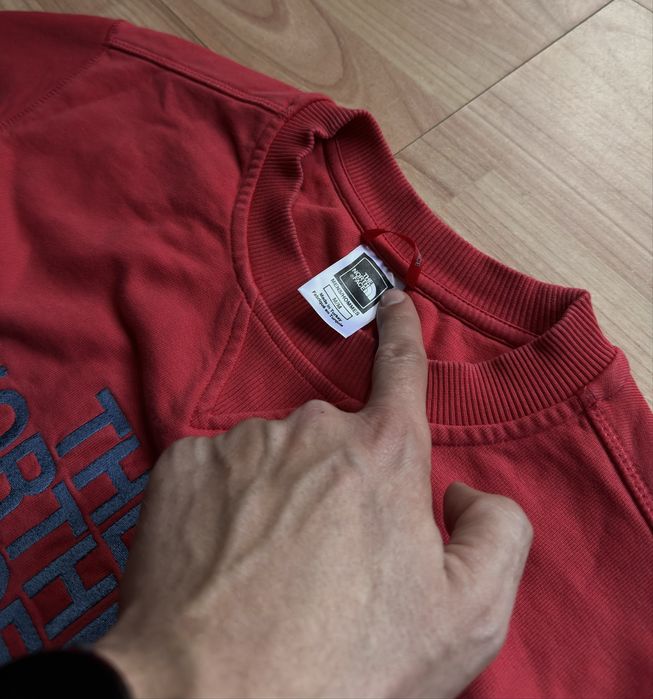 Pullover sweater crewneck jumper The North Face red cotton