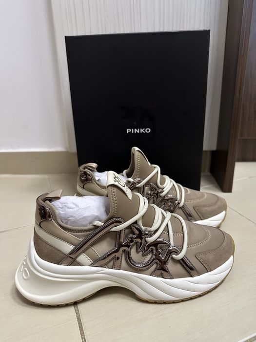 Чисто нови!! 100% Оригинални дамски маратонки Pinko Ariel 01