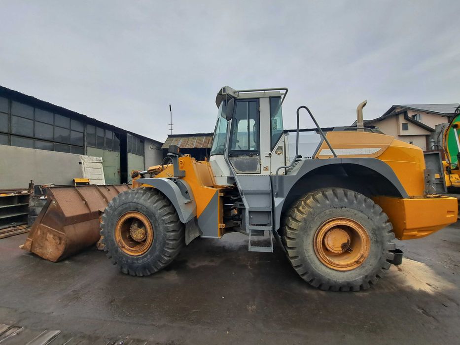 Incarcator frontal/vola Liebherr L544