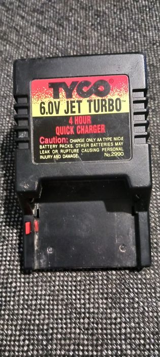 Incarcarcator + baterie  TYCO 6.0 JET TURBO
