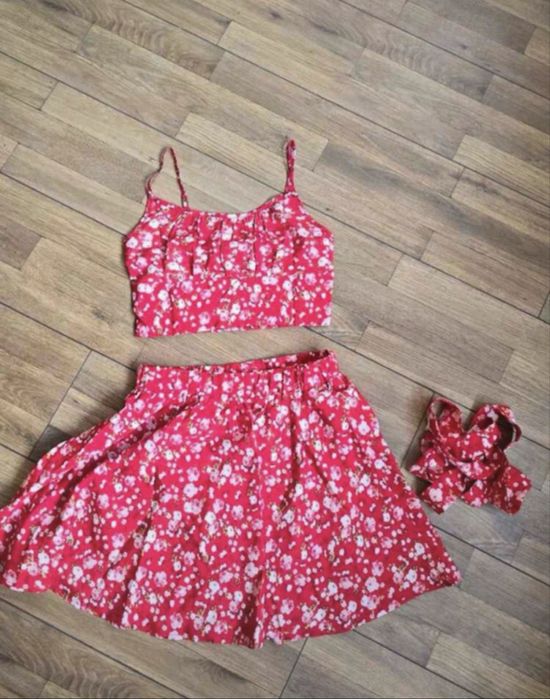 Set top și fusta