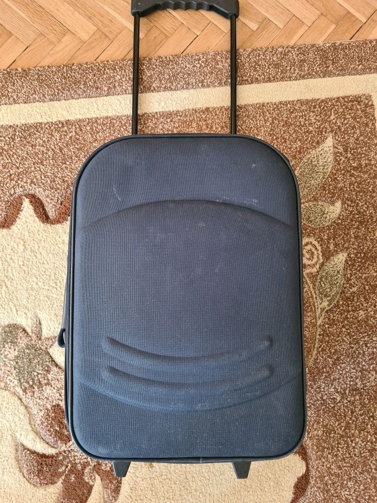 Голям сак и куфар