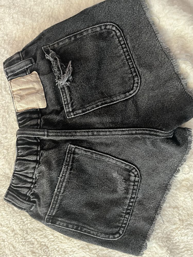 Къси черни дънки Zara
