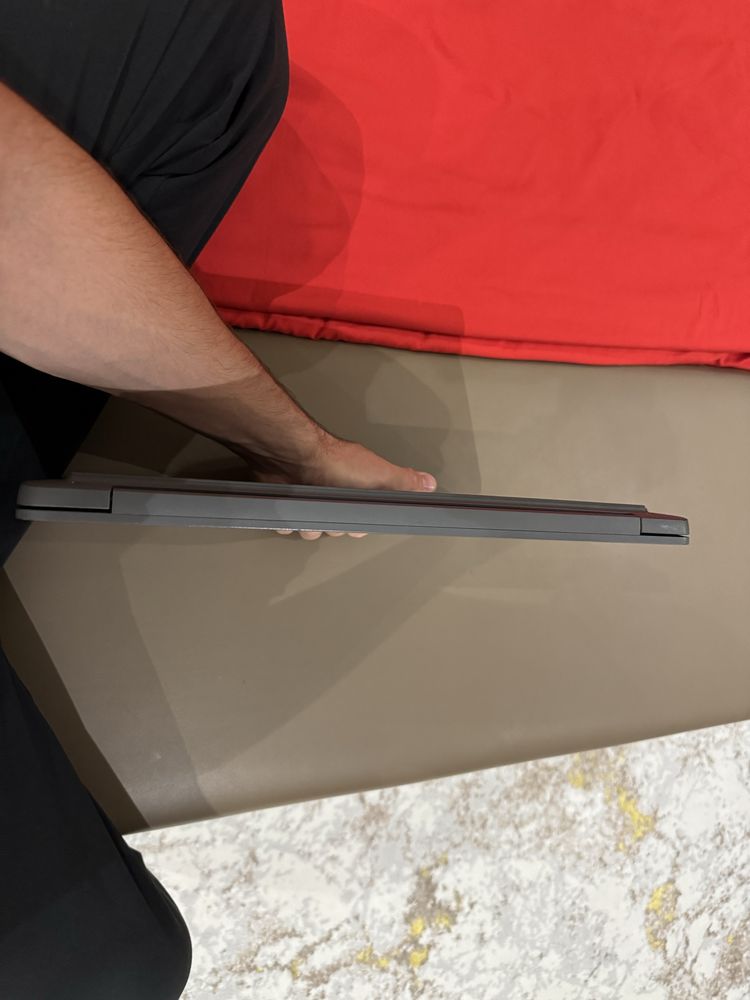 Lenova idealpad slim3