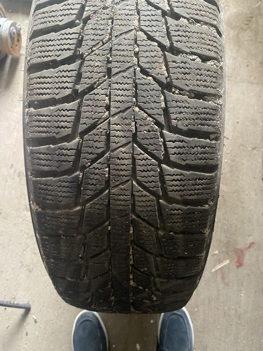 Балон зимный 1 ай колданвлган