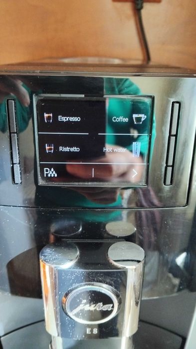 Кафеавтомат Jura E8