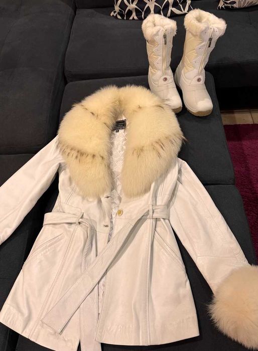 Haina piele naturala cu blana naturala detasabila - Marimea S