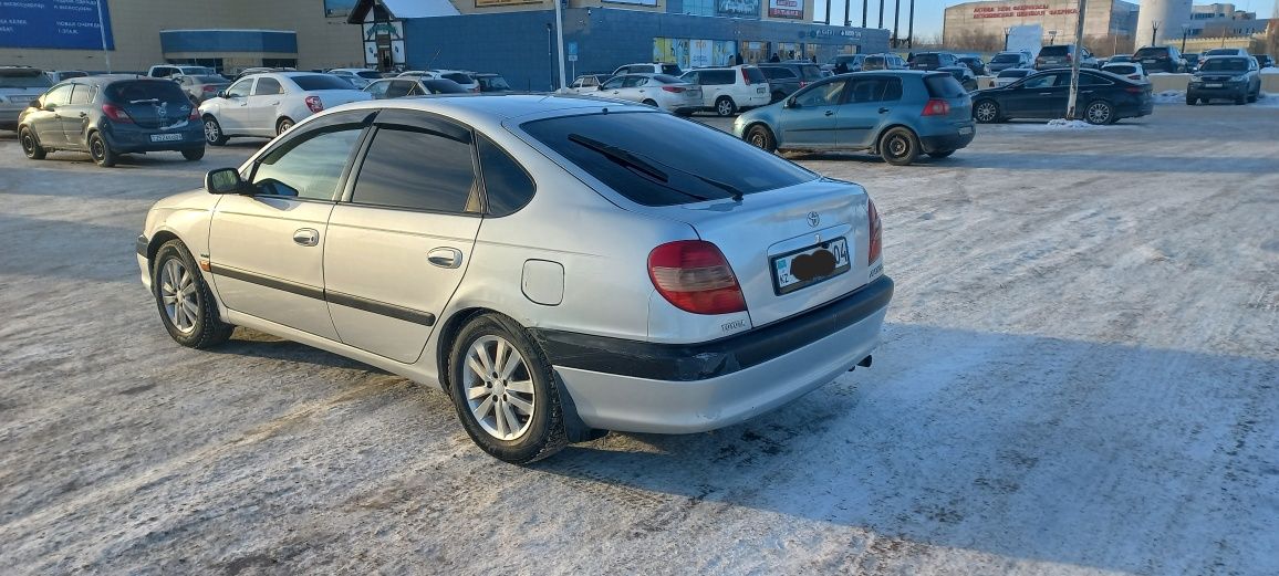 Продам Tayota Avensis